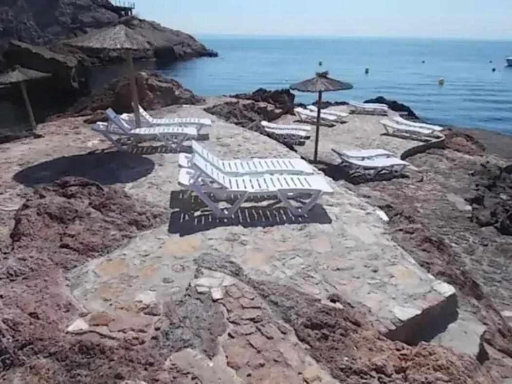 Capsasalbegur74 Terraza Sobre Mar Piscina Del Mar 아파트 외부 사진