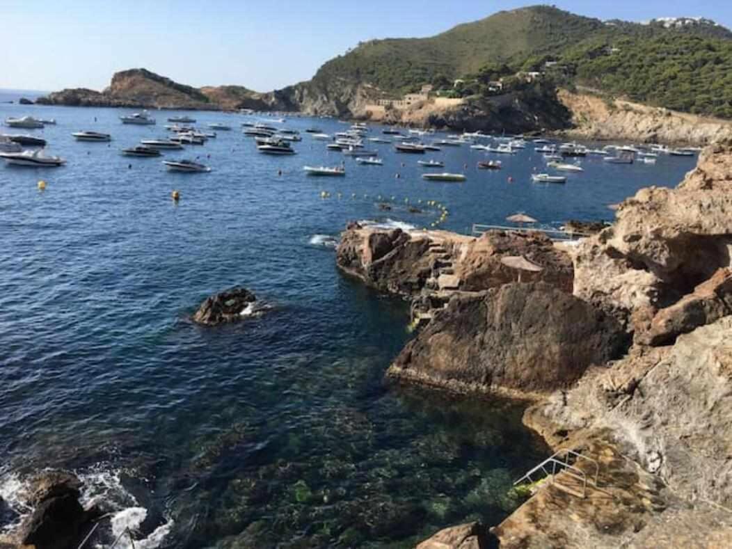 Capsasalbegur74 Terraza Sobre Mar Piscina Del Mar 아파트 외부 사진