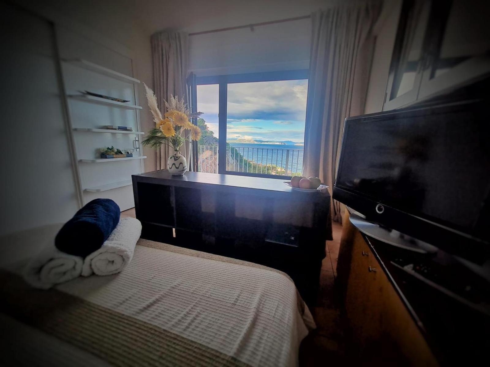 Capsasalbegur74 Terraza Sobre Mar Piscina Del Mar 아파트 외부 사진